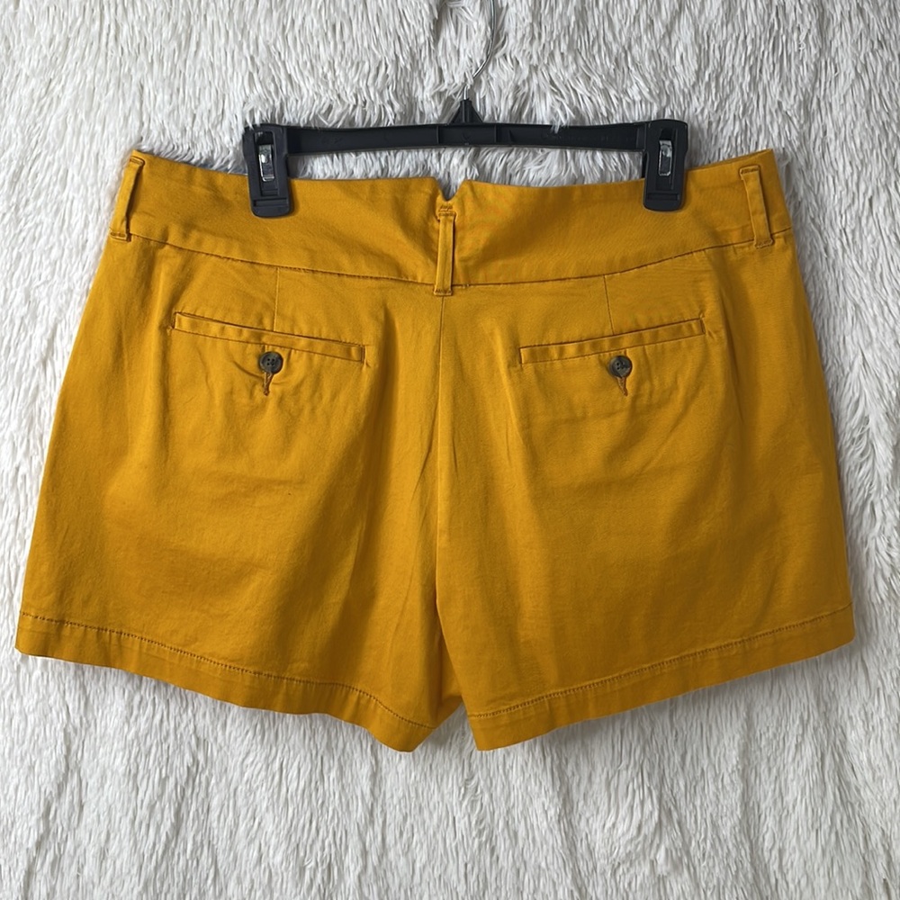 Shorts (Midi) - Picture 2 of 5